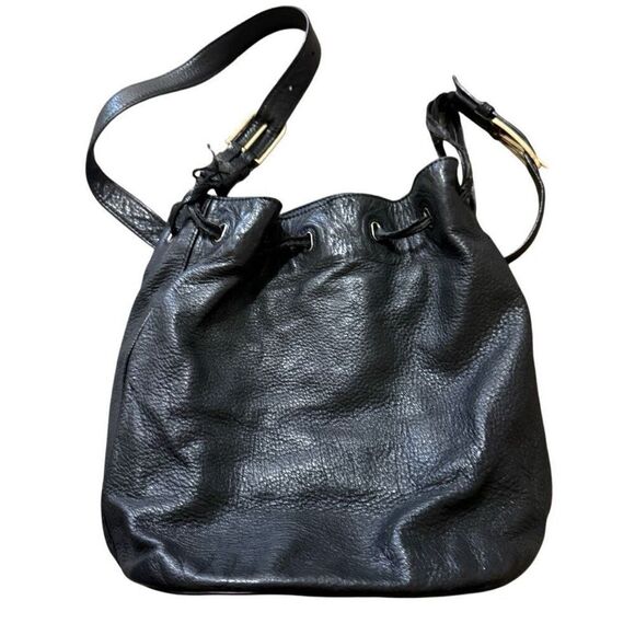 Toryburch black bucket bag - Picture 2 of 5